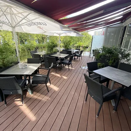 Am Westend 酒店 3*