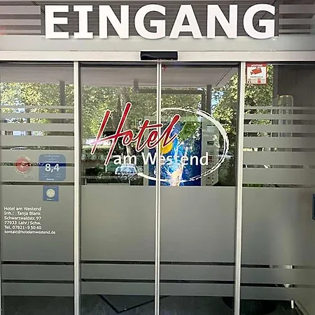 Am Westend 3*